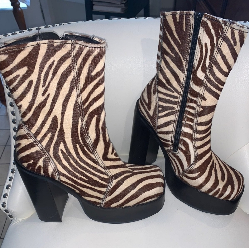Steve Madden Zebra Platform ankle boots